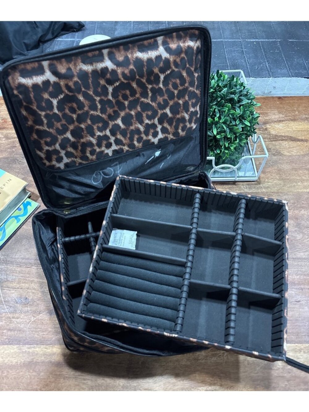 Leopard Print Travel Jewelry or Makeup  Organizer Multiple Compartments & Handle